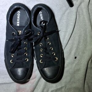 Converse Women's Black Sneakers
